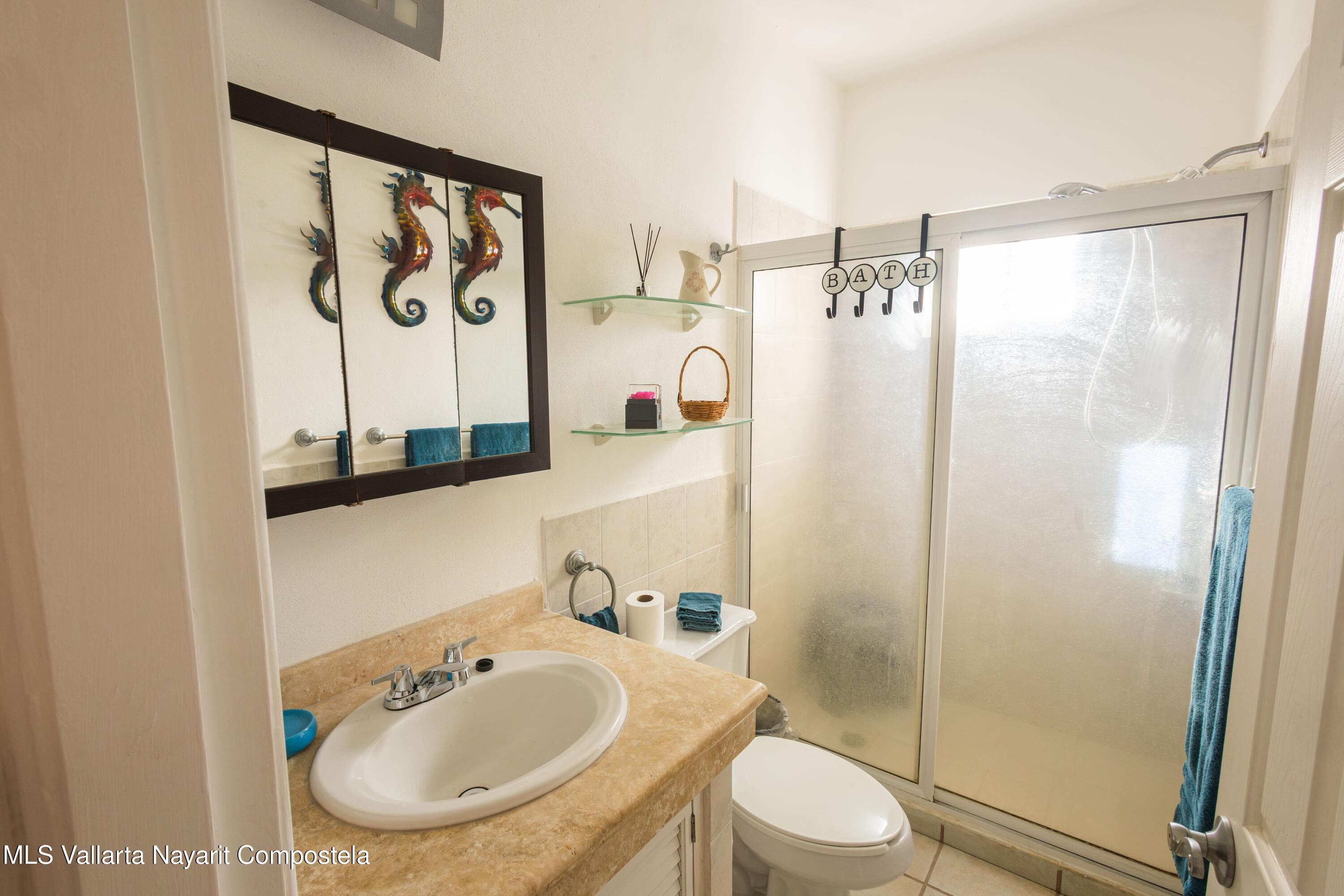 CONDOMINIO GARDENIAS 201 10